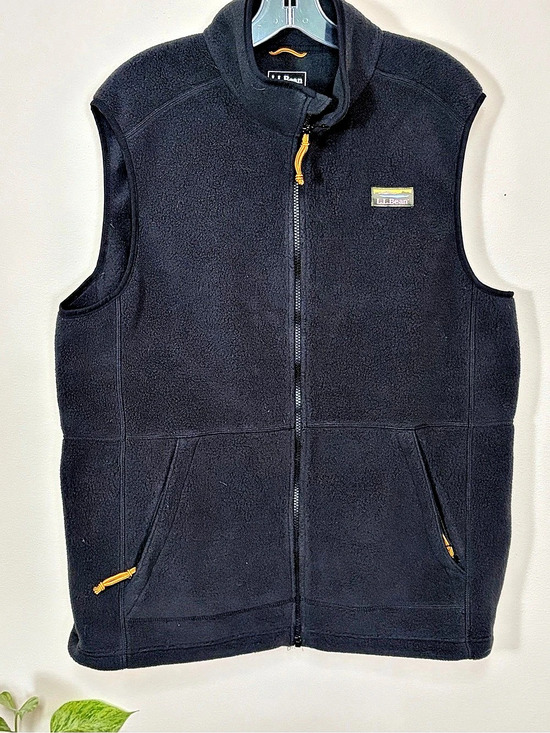 L.L. Bean Other - L.L.Bean Mountain Classic Fleece Vest Black